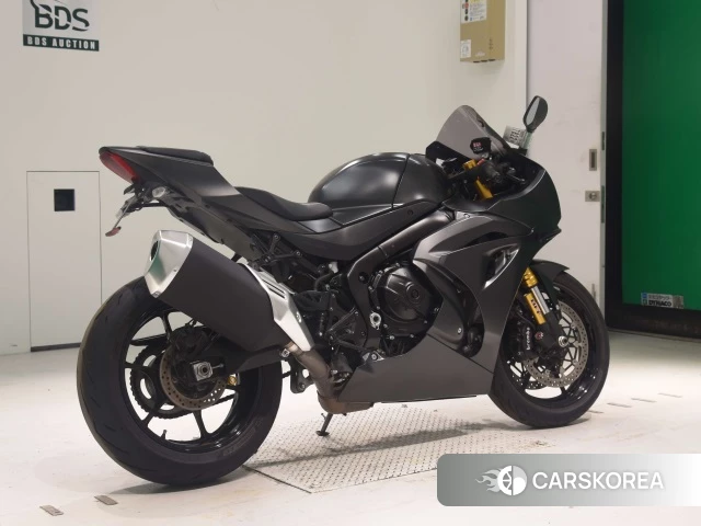 Проданный Suzuki GSX-R1000R ABS 2021 из Японии, фото 2