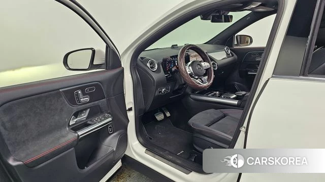 Mercedes-Benz GLA - Class H247 id 4585256 из Кореи 18