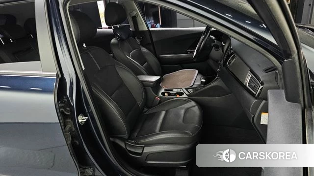Kia Niro id 4295225 из Кореи 18