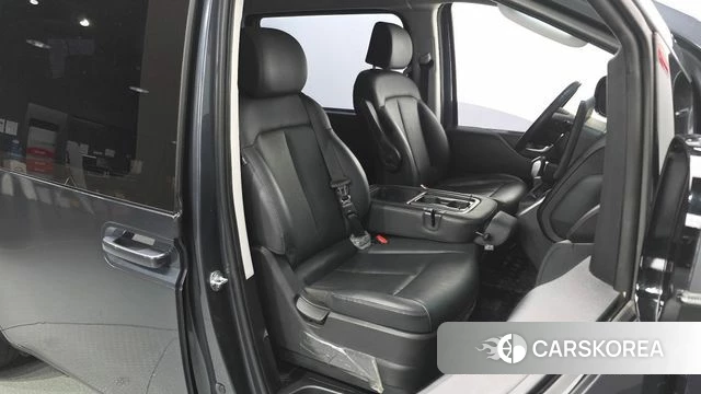Hyundai Staria id 4302366 из Кореи 18