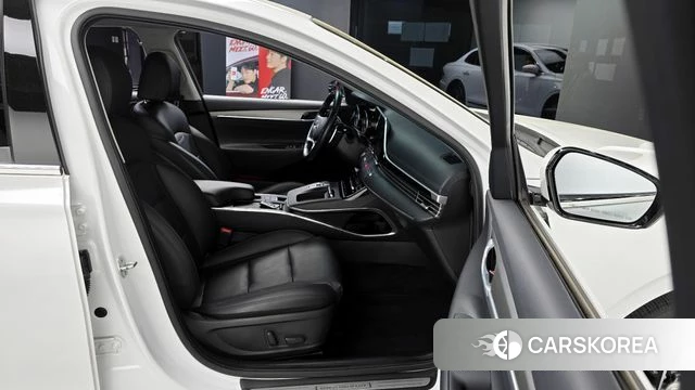 Hyundai The New Grandeur IG id 4195747 из Кореи 18