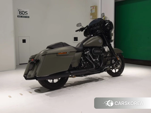 Проданный Harley-Davidson Street Glide FLHXS1870 2021 из Японии, фото 2