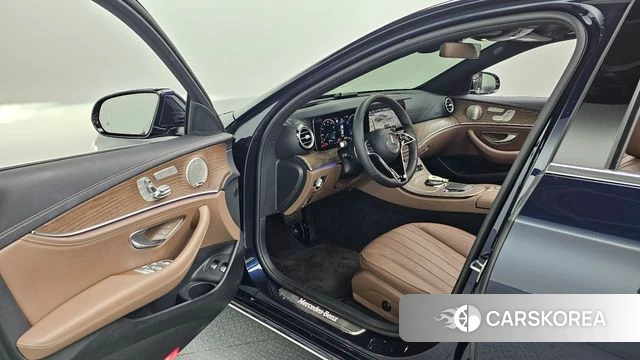 Mercedes-Benz E-Class W213 id 4640668 из Кореи 18