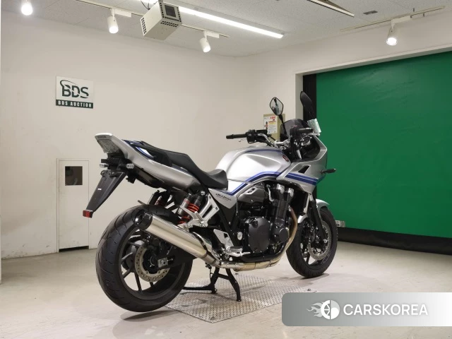 Проданный Honda CB1300SF BOLDOR 2024 из Японии, фото 2