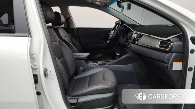 Kia Niro id 4483191 из Кореи 18