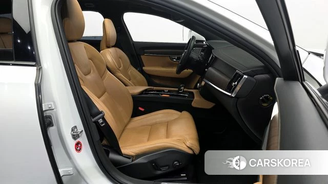 Volvo V90 Cross-Country id 4402615 из Кореи 18