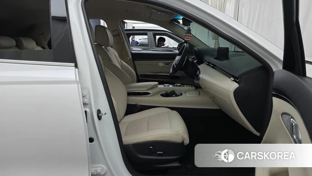 Genesis GV70 id 4881485 из Кореи 18