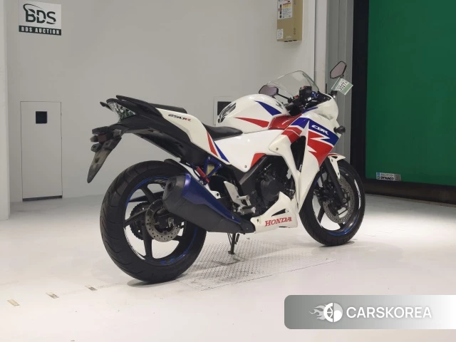 Проданный Honda CBR250R id 4176577 из Японии, фото 2