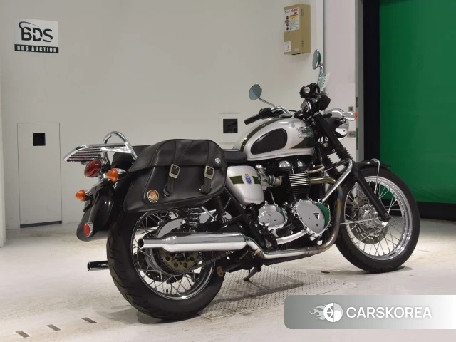 Проданный Triumph BONNEVILLE T100 2012 из Японии, фото 2