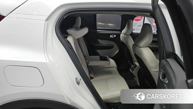 Volvo XC40 id 4480130 из Кореи 18