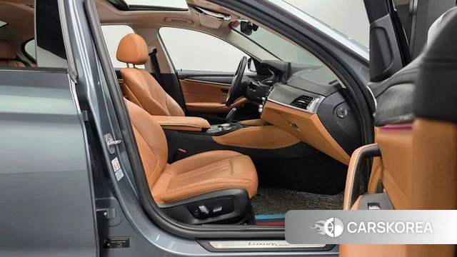 BMW 5 Series (G30) id 4873233 из Кореи 18
