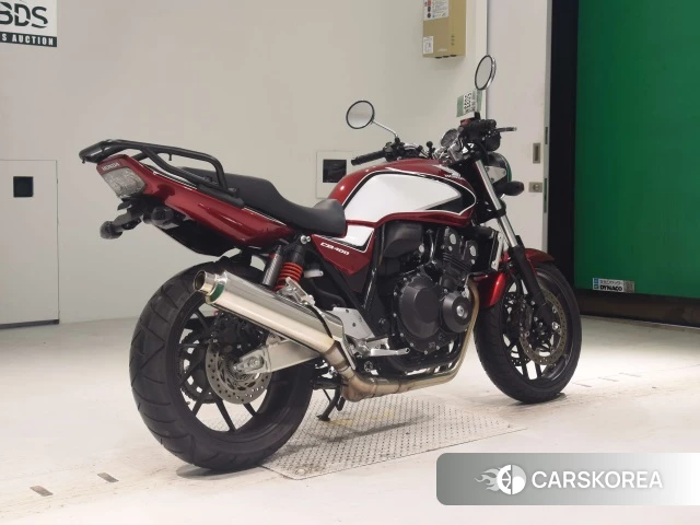 Проданный Honda CB400SF ABS 2019 из Японии, фото 2