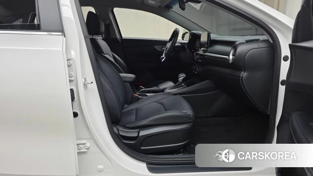 Kia Come New K3 id 4389925 из Кореи 18