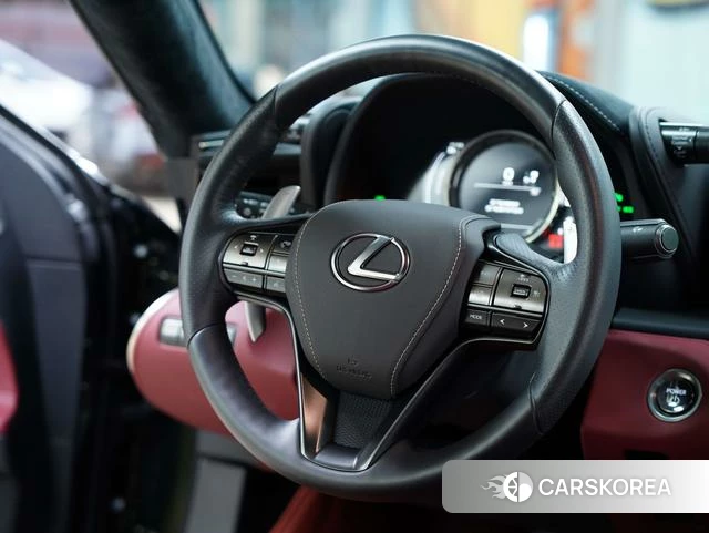 Lexus LC id 4359608 из Китая 18