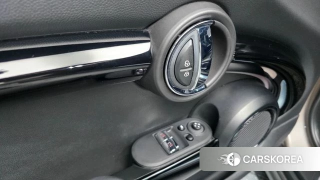 Mini Cooper id 4631707 из Кореи 18