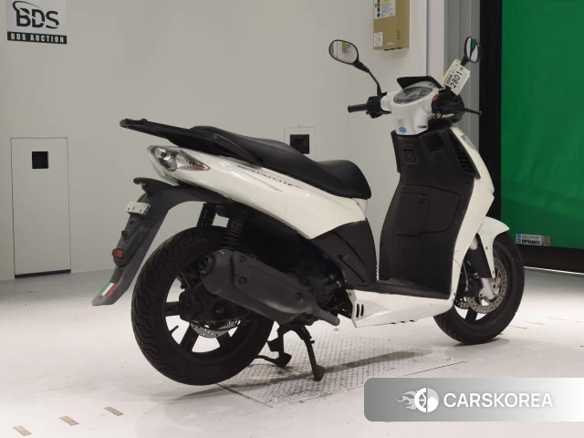 Проданный Aprilia SPORT CITY 250 2012 из Японии