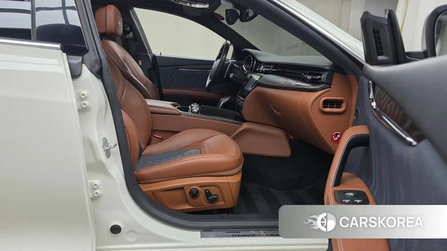 Maserati Quattroporte id 4459296 из Кореи 18