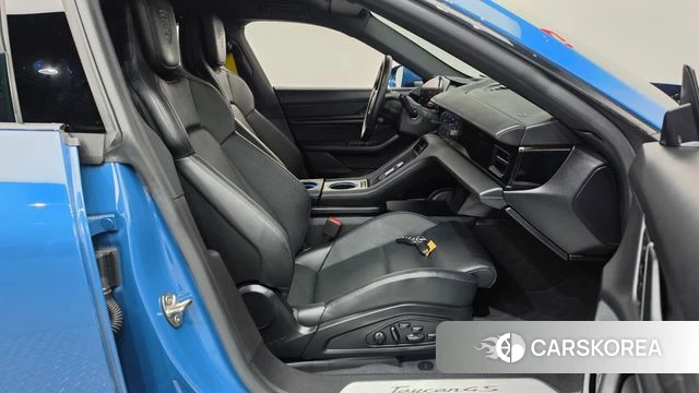 Porsche Taycan id 4872473 из Кореи 18