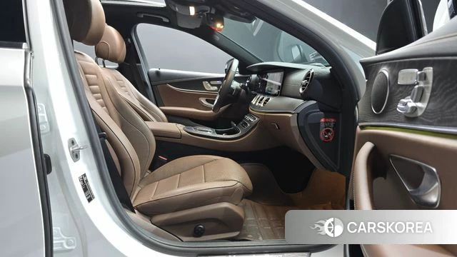 Mercedes-Benz E-Class W213 id 4774422 из Кореи 18