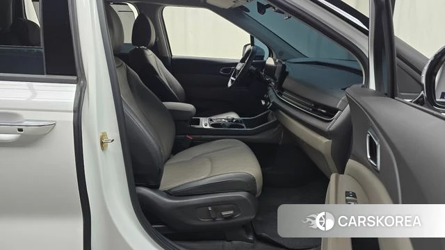 Kia The New Carnival 4th Generation id 4474303 из Кореи 18