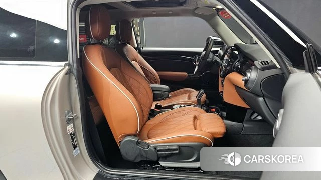 Mini Cooper S id 4381611 из Кореи 18