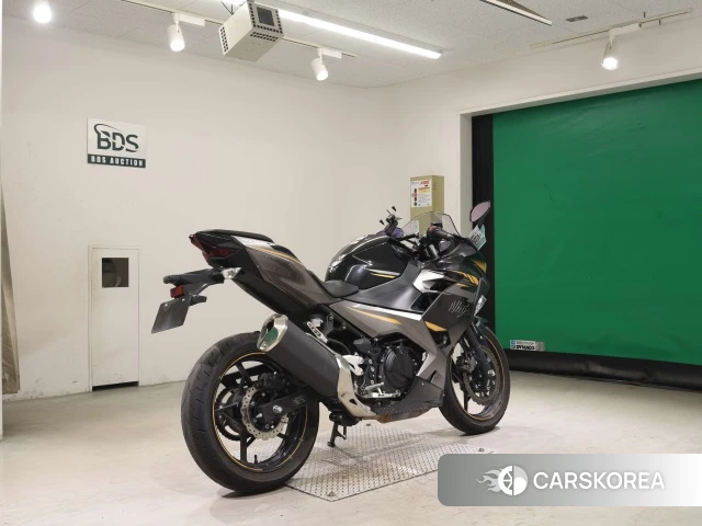 Проданный Kawasaki NINJA 400 2022 из Японии, фото 2
