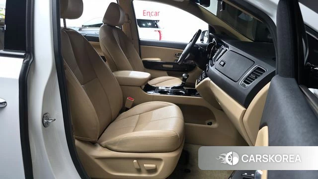 Kia The New Carnival id 4633180 из Кореи 18