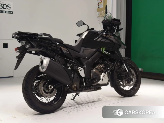 Проданный Suzuki V-STROM 1050XT 2020 из Японии