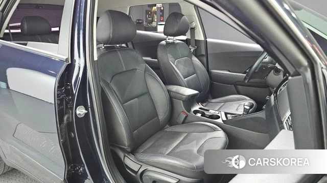 Kia Niro id 4900729 из Кореи 18