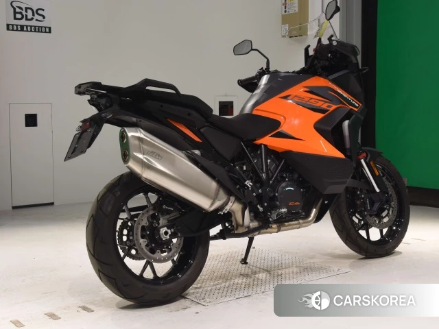 Проданный KTM 1290 SUPER ADVENTURE S 2022 из Японии, фото 2