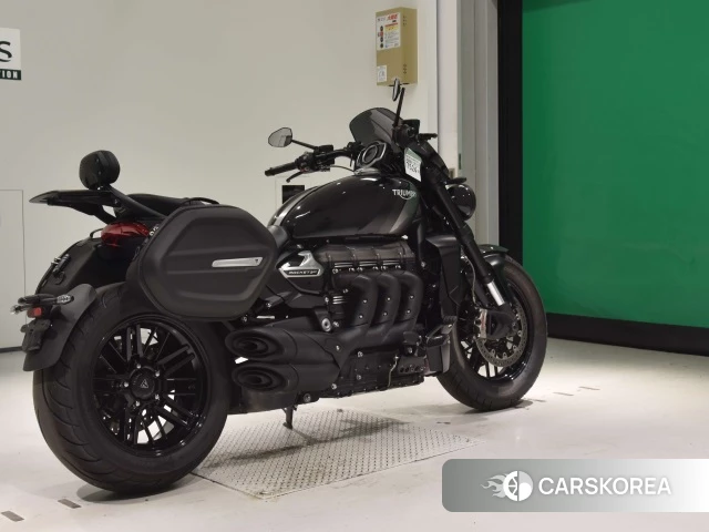Проданный Triumph ROCKET 3 GT 2021 из Японии, фото 2