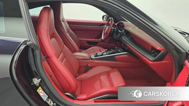 Porsche 911(992) id 4495812 из Кореи 18