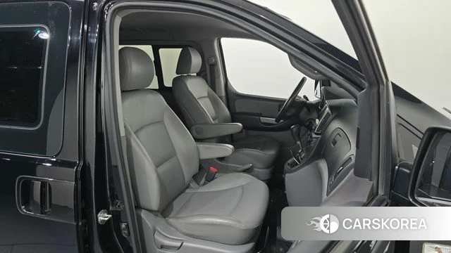 Hyundai The New Grand Starex id 4430234 из Кореи 18