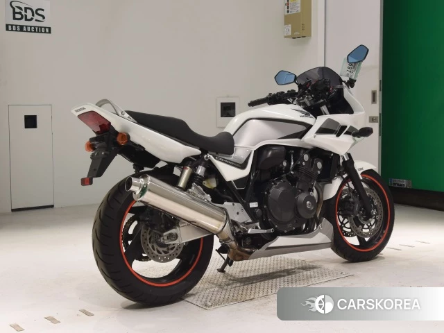 Проданный Honda CB400SF BOLDOR ABS 2011 из Японии, фото 2