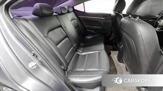 Hyundai Avante AD id 4672705 из Кореи 18