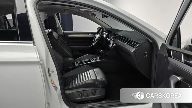 Volkswagen Passat GT (B8) id 4224446 из Кореи 18