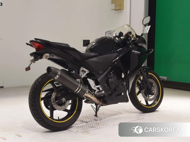 Проданный Honda CBR250R 2013 из Японии