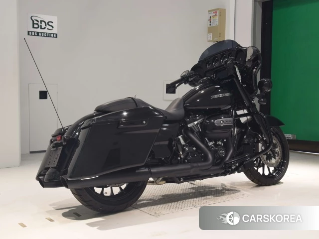 Проданный Harley-Davidson Street Glide FLHXS1870 2019 из Японии, фото 2