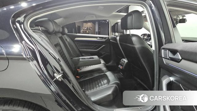 Volkswagen Passat GT (B8) id 4481255 из Кореи 18