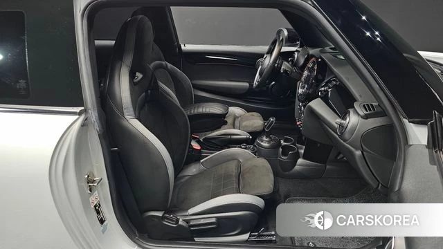 Mini Cooper S id 4608938 из Кореи 18