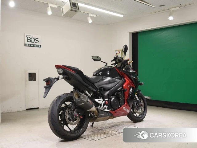 Проданный Suzuki GSX-S1000F 2015 из Японии, фото 2