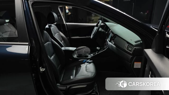 Kia Niro id 4595892 из Кореи 18