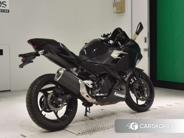Проданный Kawasaki NINJA 250 2018 из Японии, фото 2