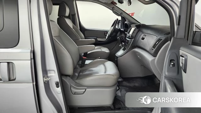 Hyundai The New Grand Starex id 4525915 из Кореи 18