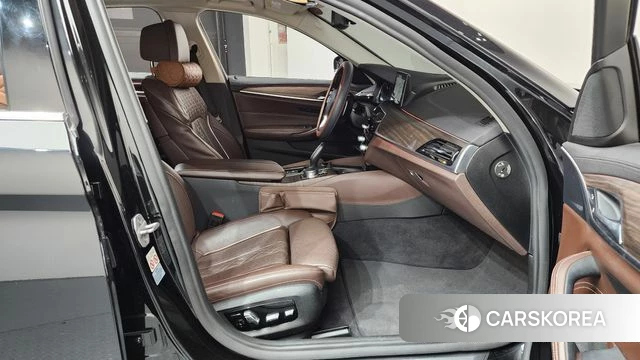 BMW 5 Series (G30) id 4465491 из Кореи 18