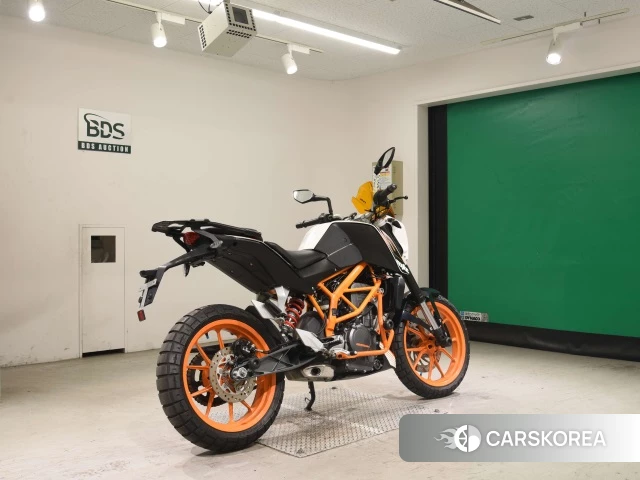 Проданный KTM 390 DUKE 2014 из Японии, фото 2
