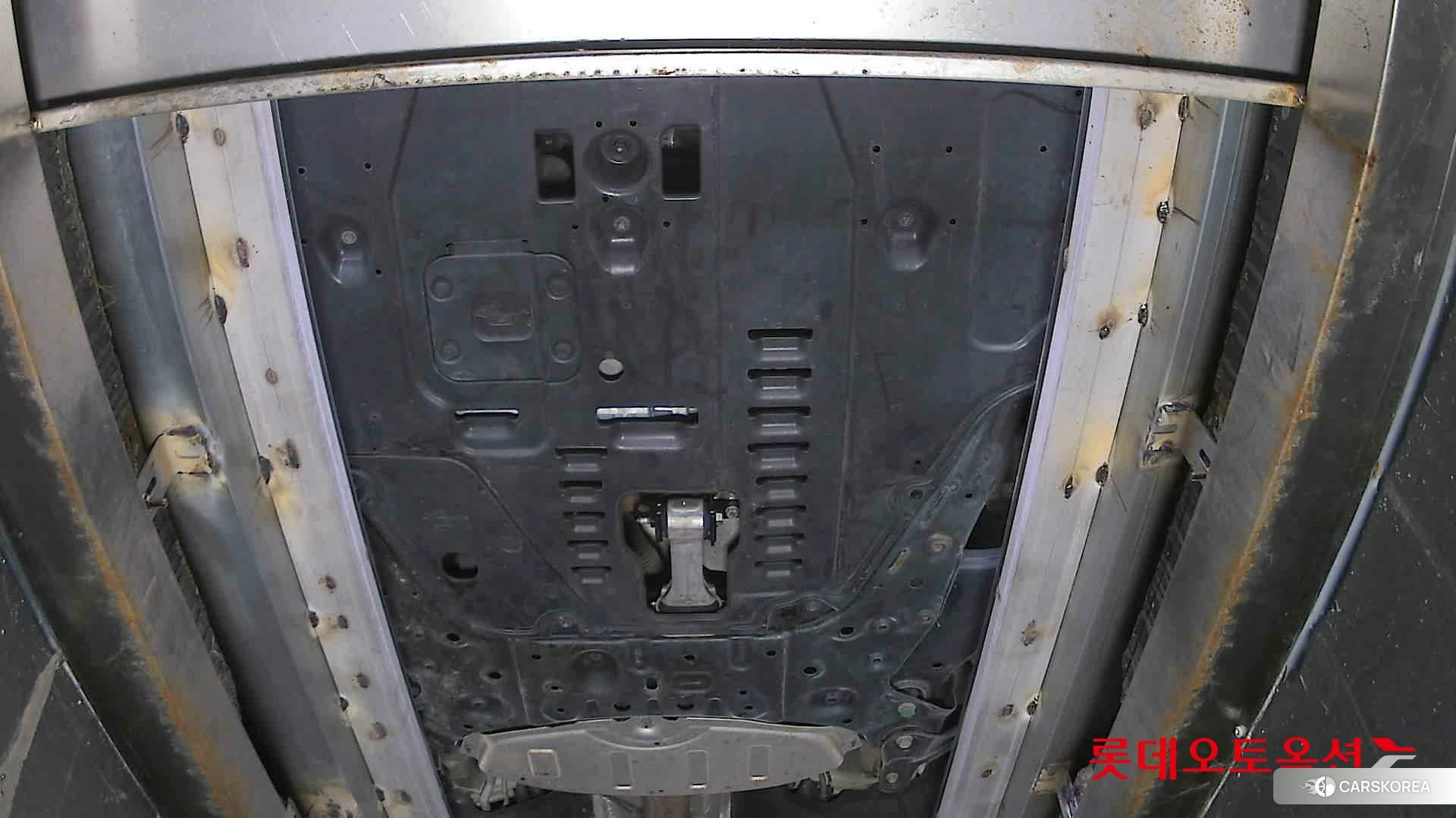 Kia Carnival id 3875736 из Кореи 18