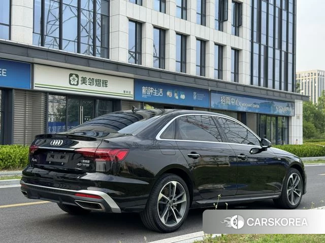 Audi A4L id 4313859 из Китая 18
