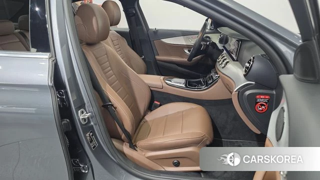 Mercedes-Benz E-Class W213 id 4632138 из Кореи 18