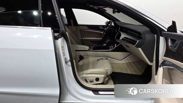Audi A7 (4K) id 4476817 из Кореи 18
